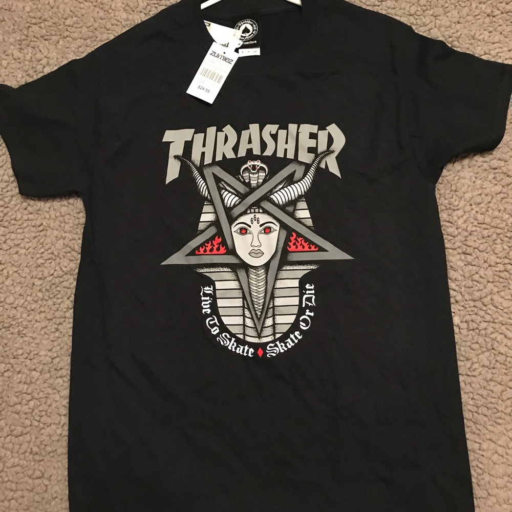Thrasher tee